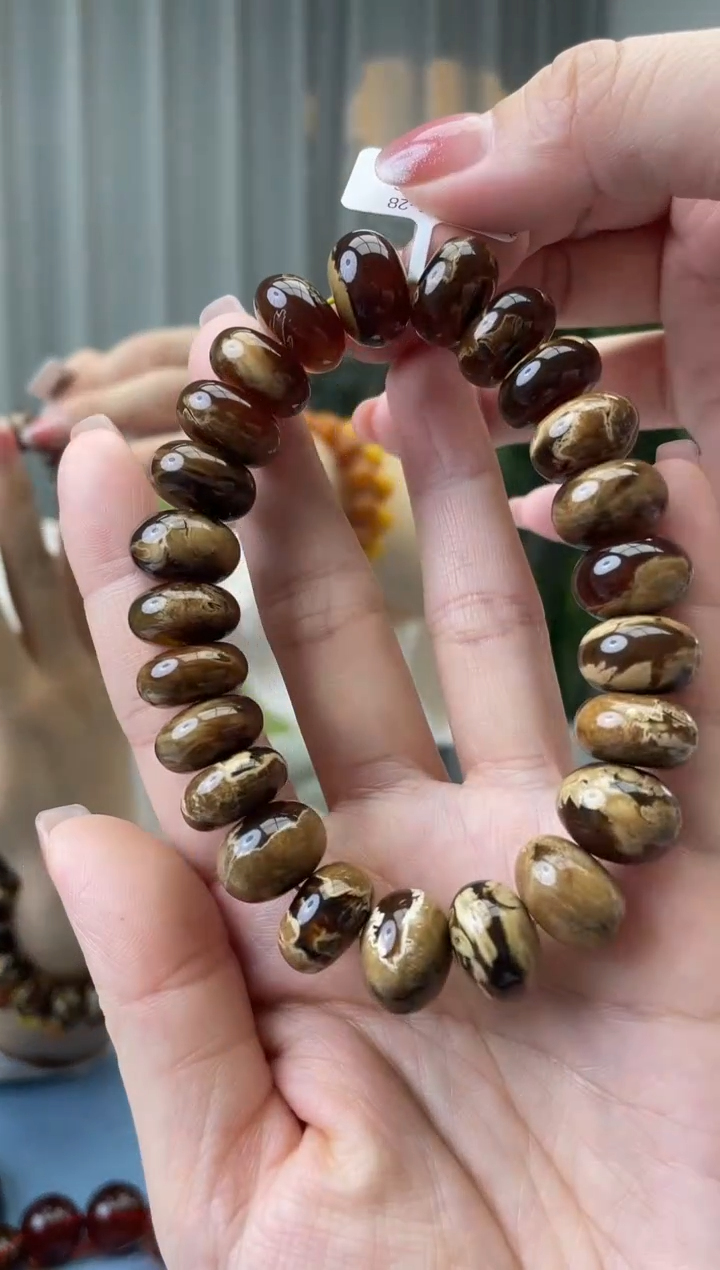 【闪购商品】琥珀珠宝奇石未镶嵌假一罚十，发一件0