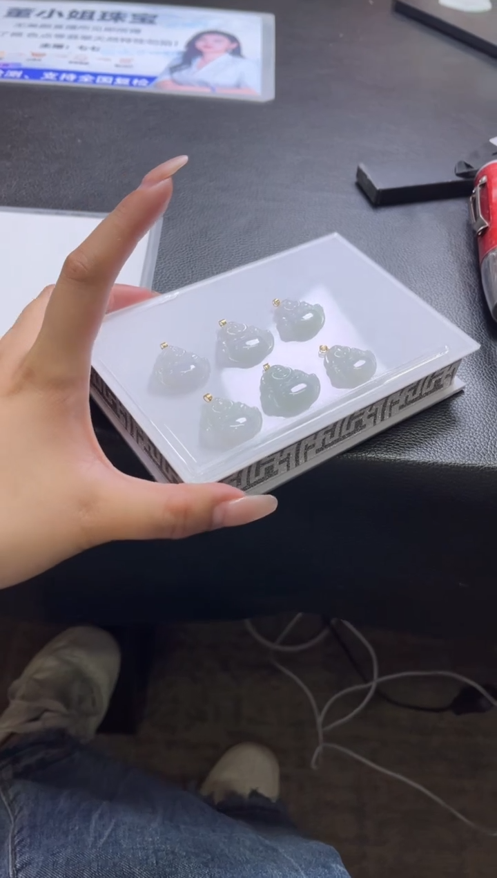 【闪购商品】翡翠颈饰18K金镶嵌C49多样性发一件/配绳子