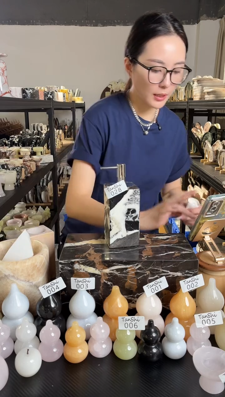 石材028宝黑乳液瓶补胶
