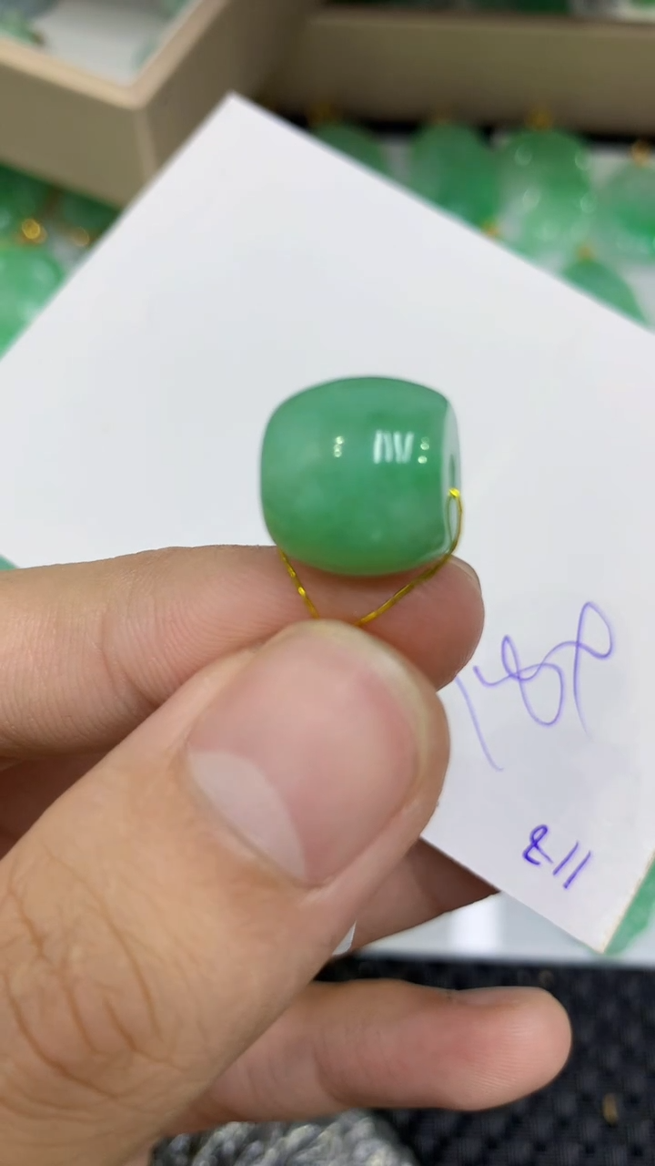颈饰未镶嵌翡翠深****王缅甸A货翡翠