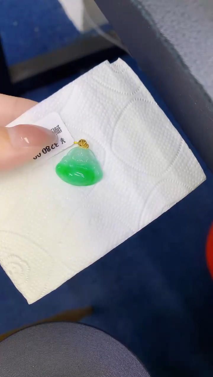 颈饰18K金镶嵌翡翠缅甸天然翡翠A货