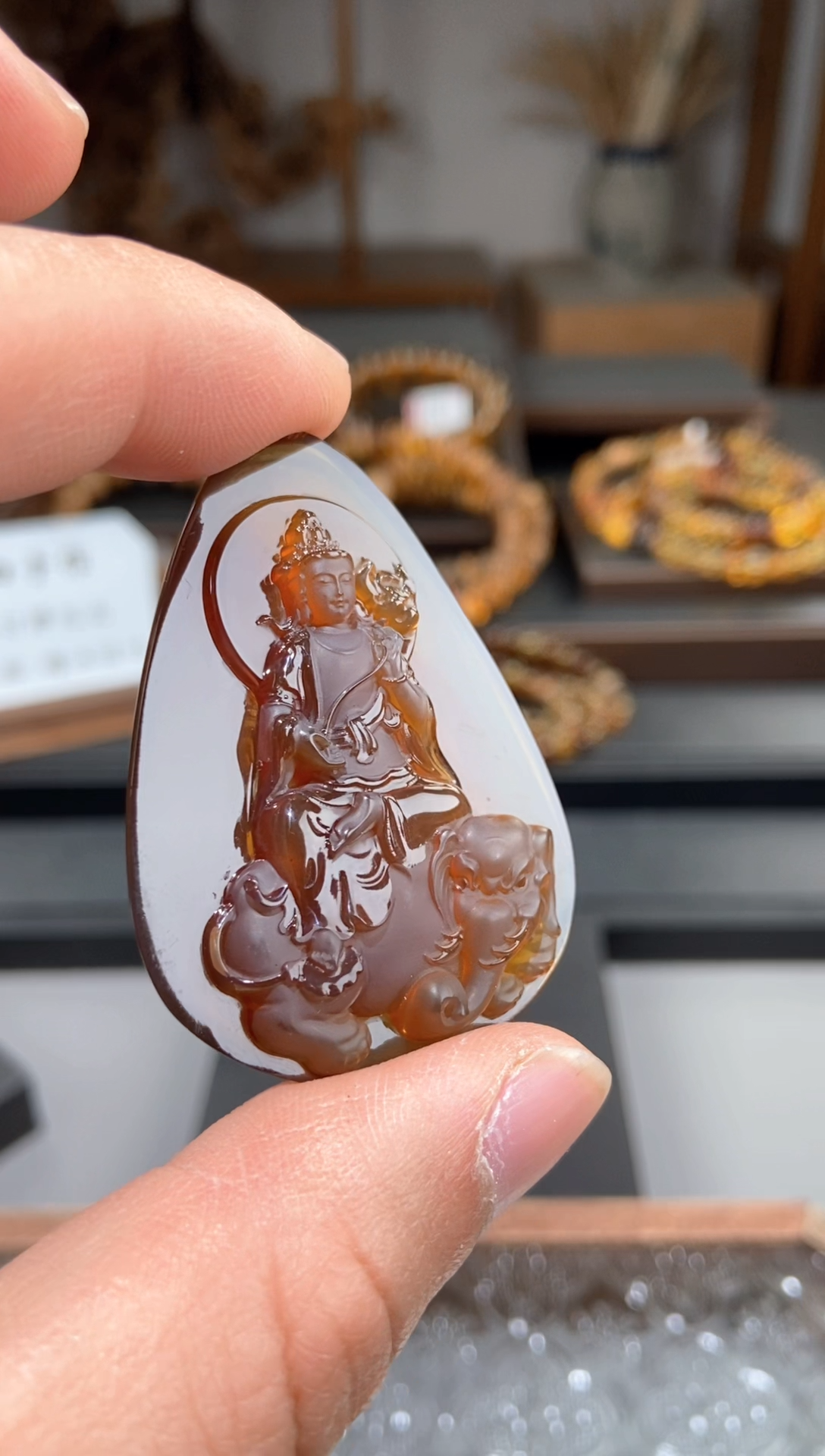 【闪购商品】琥珀颈饰未镶嵌棕红珀普贤菩萨吊坠