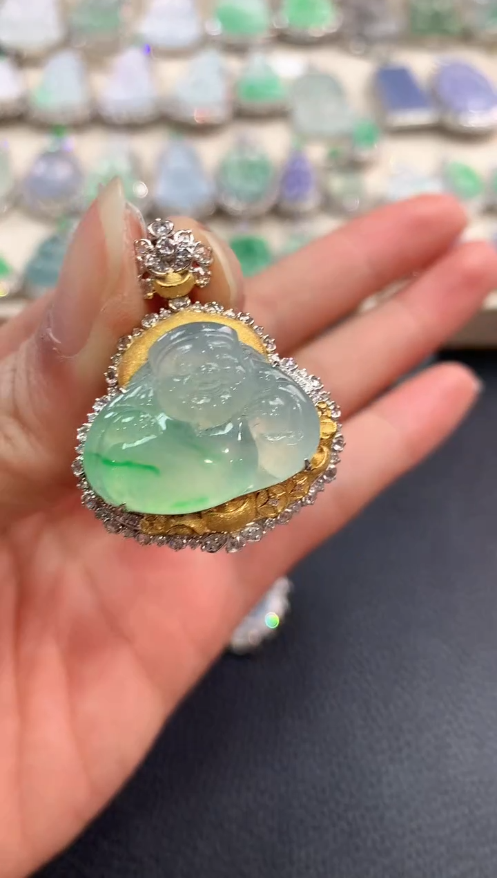 【闪购商品】翡翠吊坠(不含链)18K金镶嵌n81       