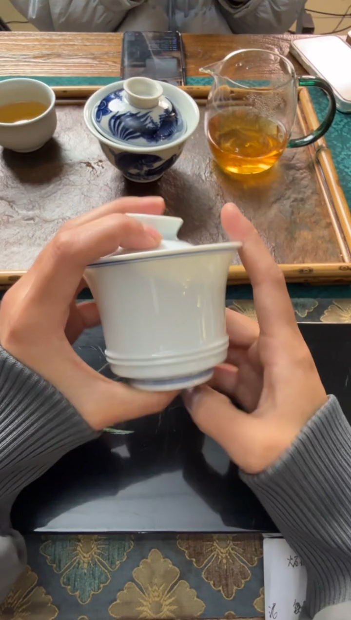 圈线小马蹄盖碗圈线小马蹄盖碗