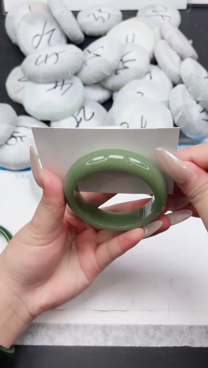 东凌女款手镯242-56.4