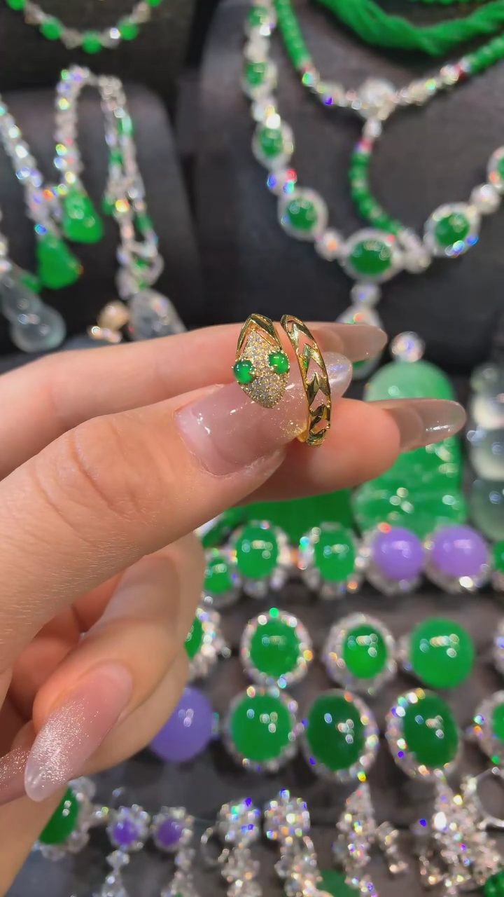 【闪购商品】翡翠戒指18K金镶嵌戒指