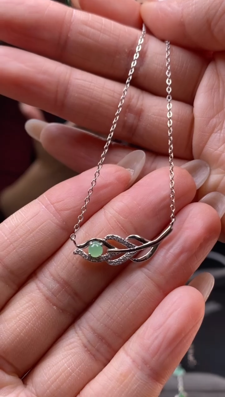 颈饰银S925镶嵌翡翠净货14759