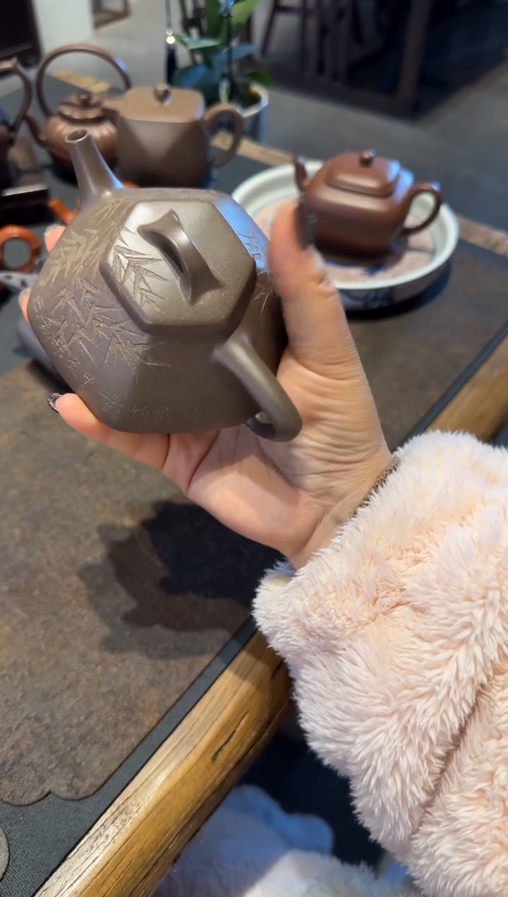 【闪购商品】紫砂茶壶六方石瓢 青灰老段