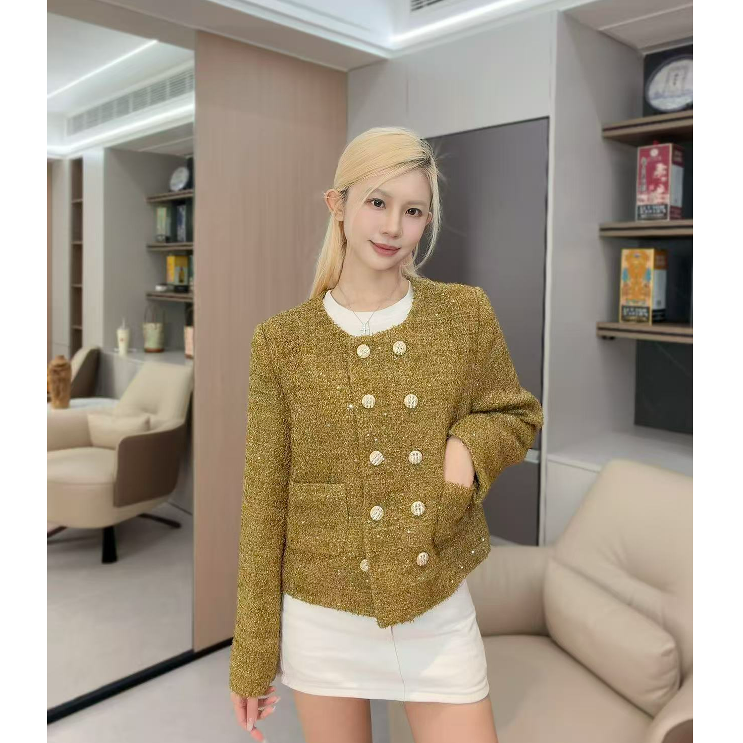 冬高级感时尚百搭藏蓝色圆领短款小外套女