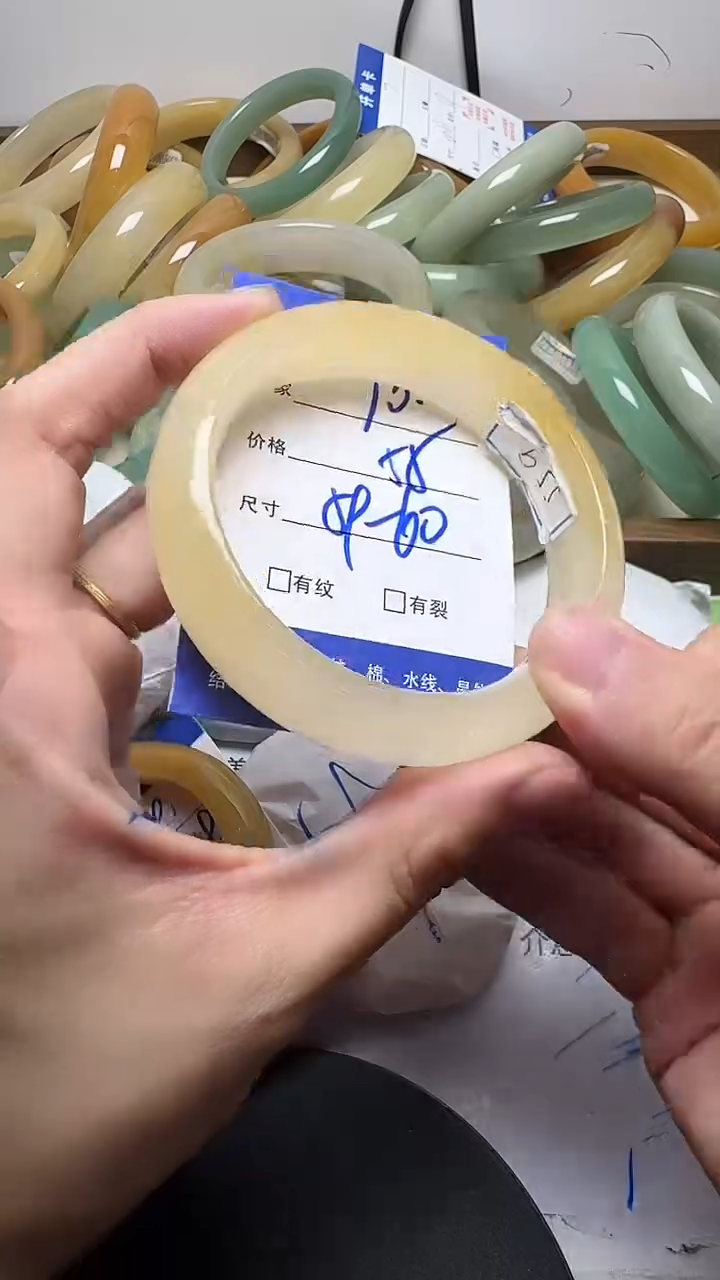 未镶嵌手镯石英质玉10/59-60