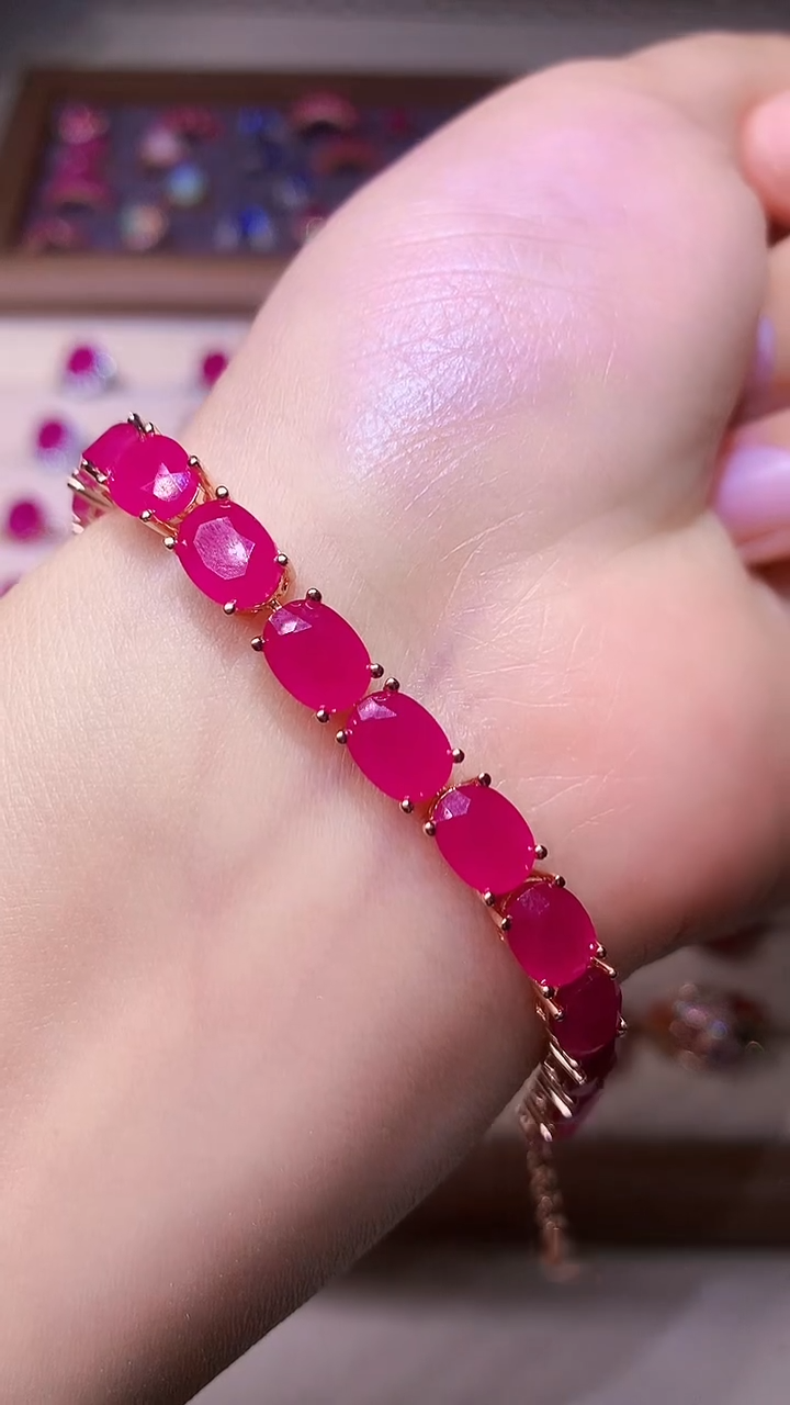 【闪购商品】红宝石手链银S925镶嵌000