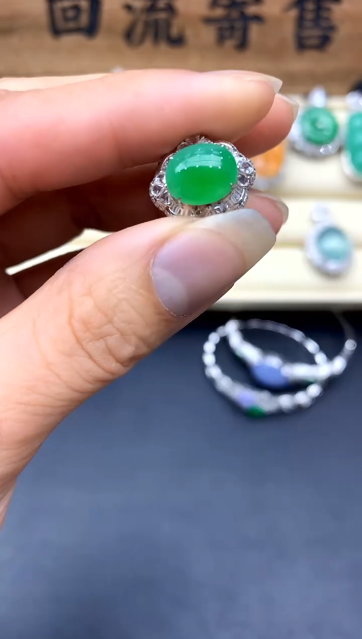 【闪购商品】翡翠戒指18K金镶嵌296-中国好珍宝