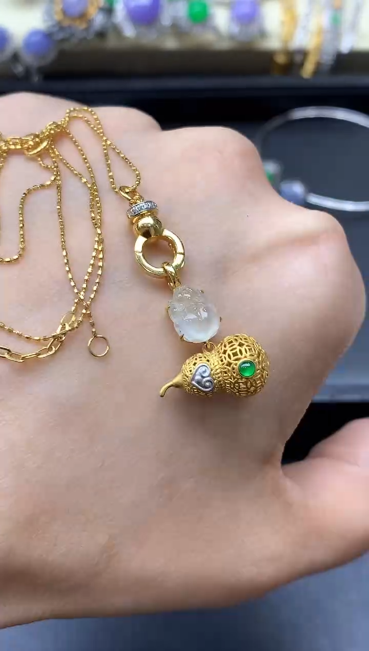 颈饰18K金镶嵌翡翠638-中国好珍宝