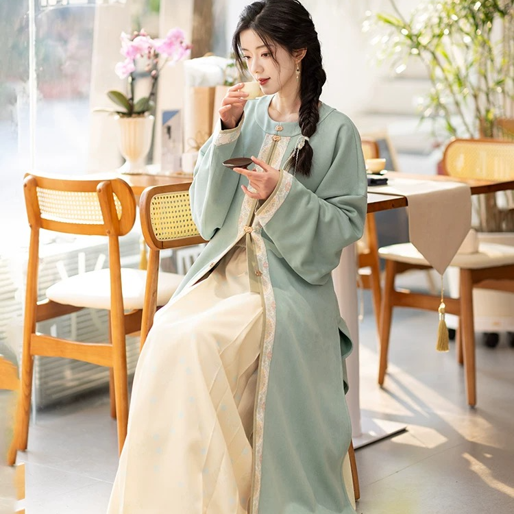 池夏【中国符号:芳草悠悠】明制万历长衫马面裙原创改良汉服女 春