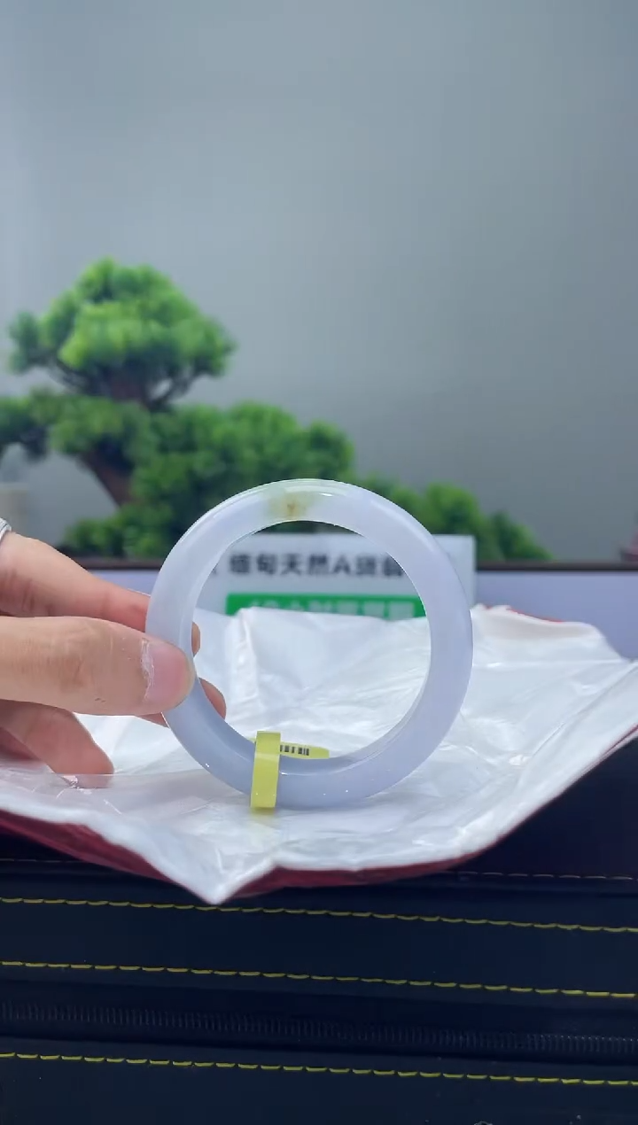 【闪购商品】翡翠手镯未镶嵌手镯2