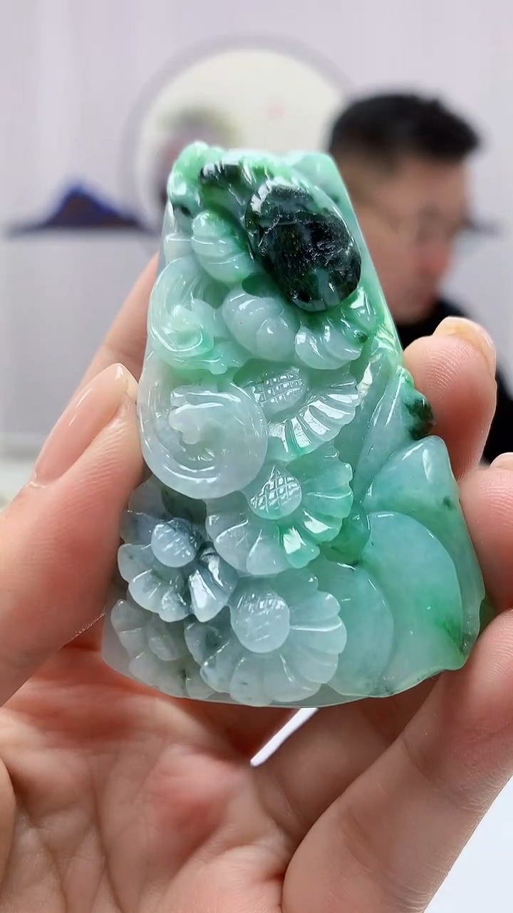 【闪购商品】定制翡翠未镶嵌5152ms-毛货挂件154