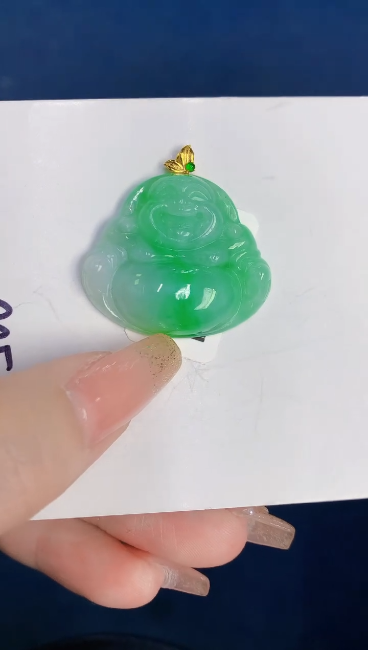 颈饰18K金镶嵌翡翠缅甸天然翡翠A货