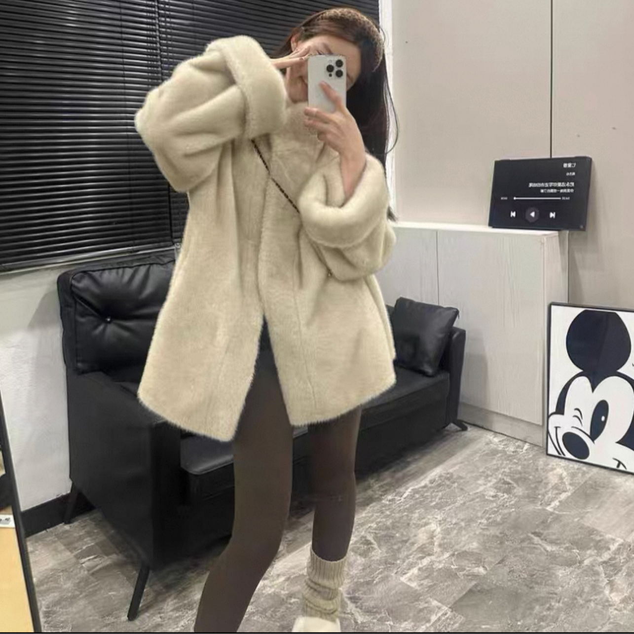 【李姑娘专属】1105韩版防水貂皮毛一体外套【掉毛粘毛介意勿拍】
