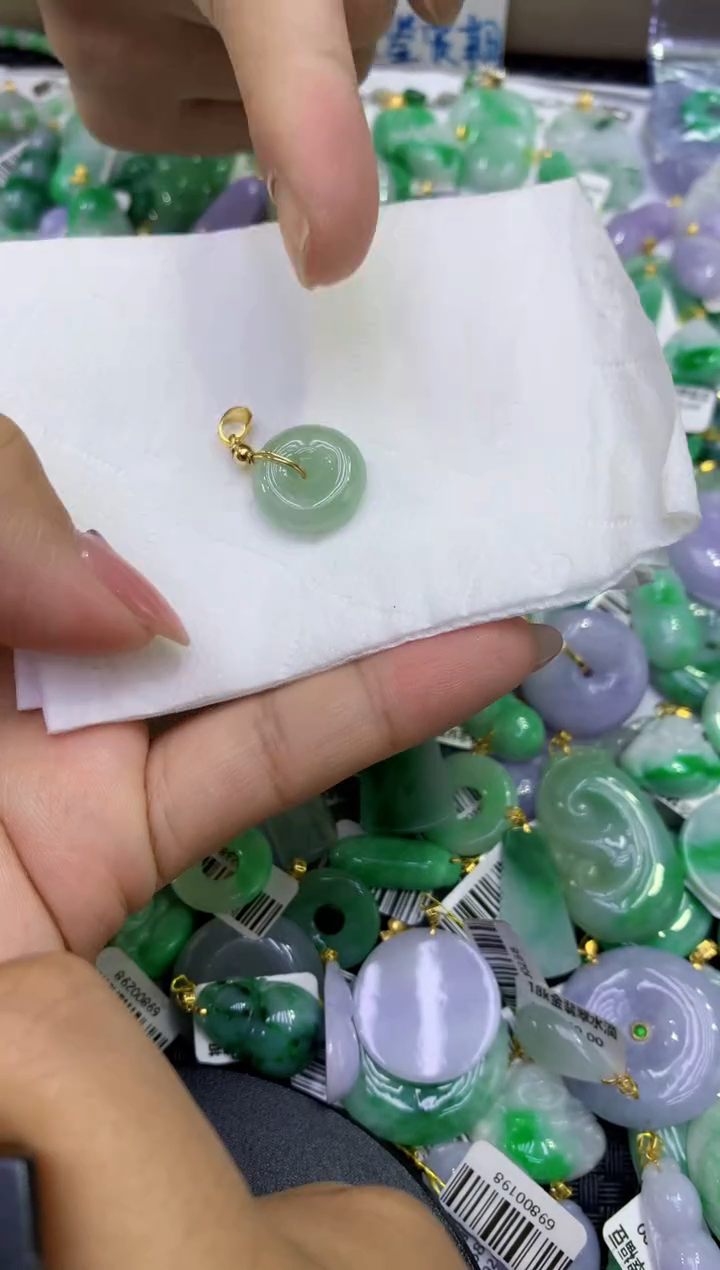 颈饰未镶嵌翡翠天然缅甸A货翡翠