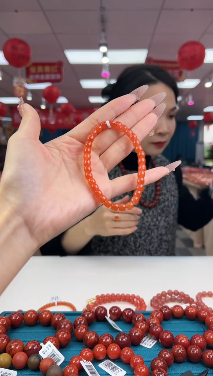 【闪购商品】南红玛瑙手串未镶嵌2.6-（多样式）