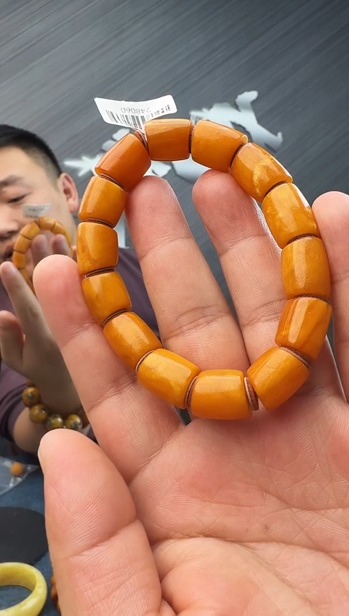 蜜蜡未镶嵌珠宝奇石假一罚十20，12多样性发其一