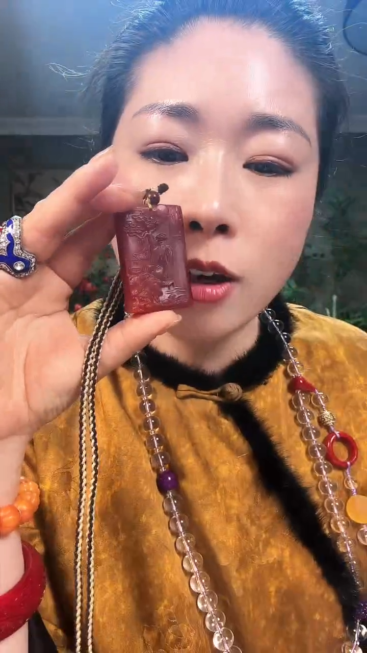 【闪购商品】树脂制品0000000T658