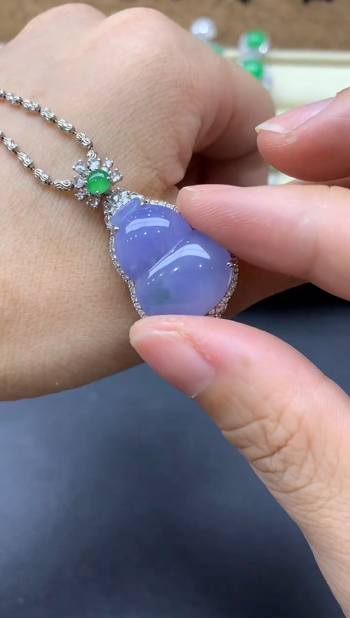 【闪购商品】翡翠吊坠(不含链)18K金镶嵌672中国好珍宝