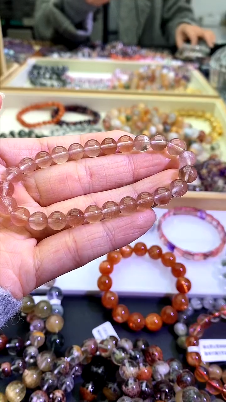 【闪购商品】手链未镶嵌水晶粉兔毛