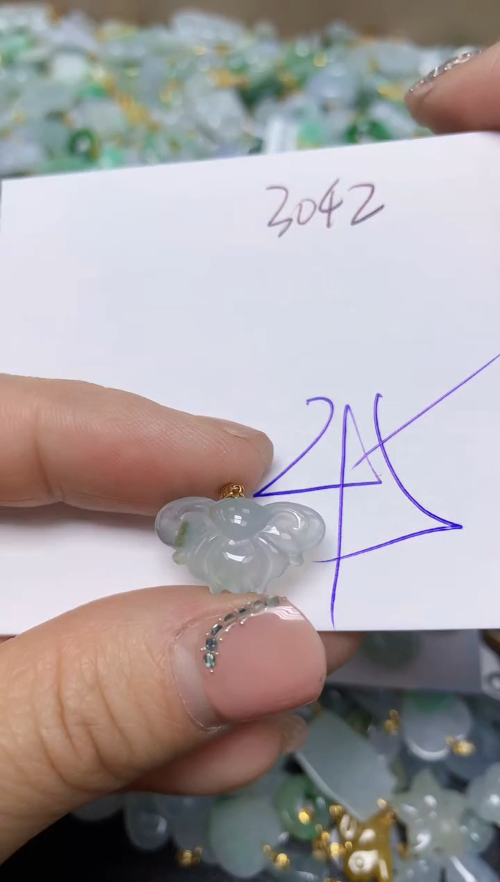 【闪购商品】翡翠挂件18K金镶嵌 天然翡翠A货