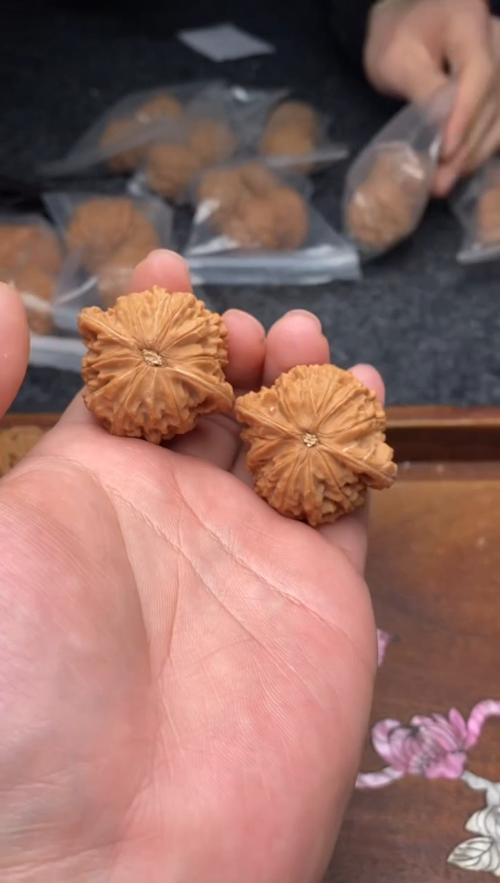 【闪购商品】文玩核桃把件G174号37尺磨盘