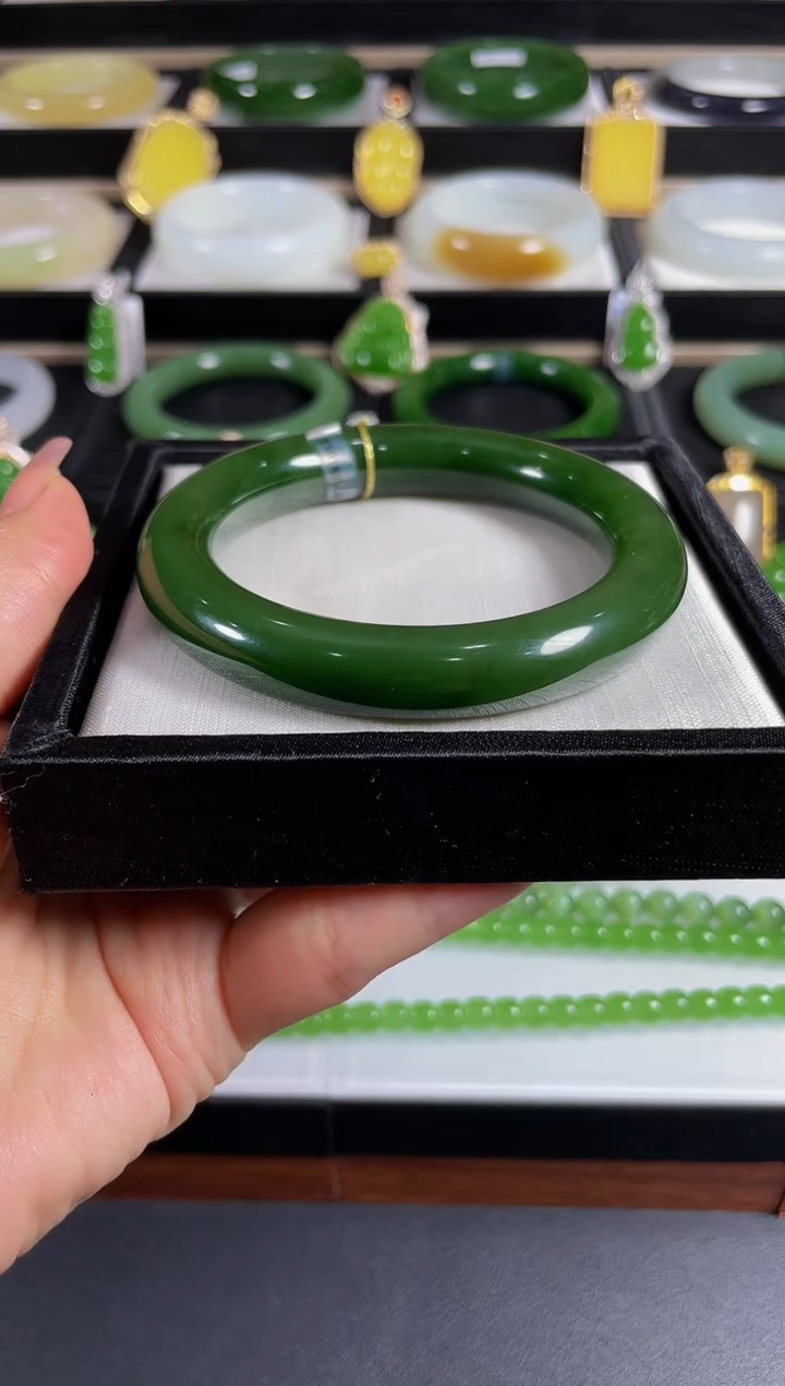 【闪购商品】和田玉戒指未镶嵌57+