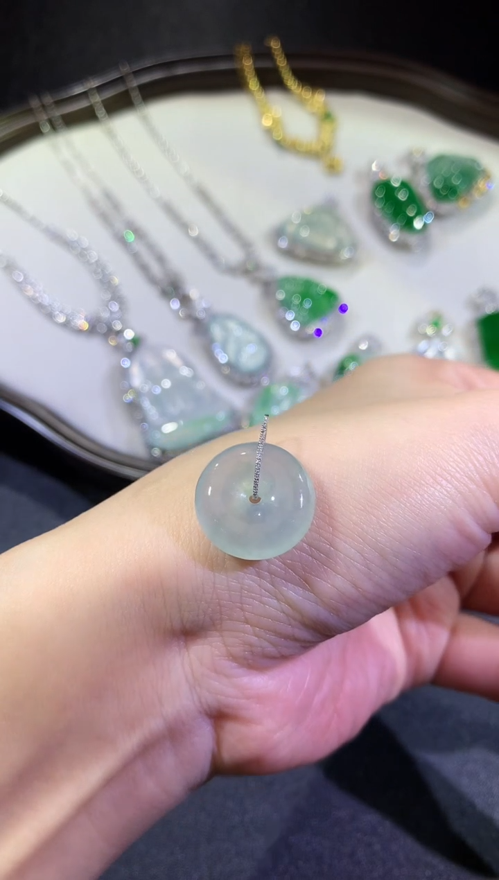 【闪购商品】翡翠吊坠(不含链)18K金镶嵌62-扣子（多样性发货一件