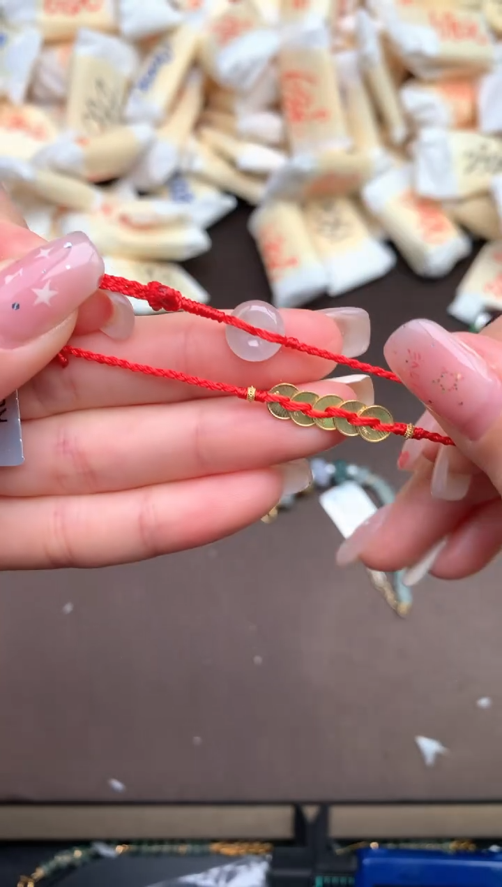 【闪购商品】翡翠手绳未镶嵌 — 