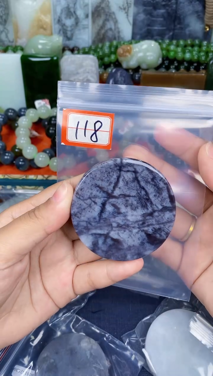 颈饰未镶嵌和田玉和田玉