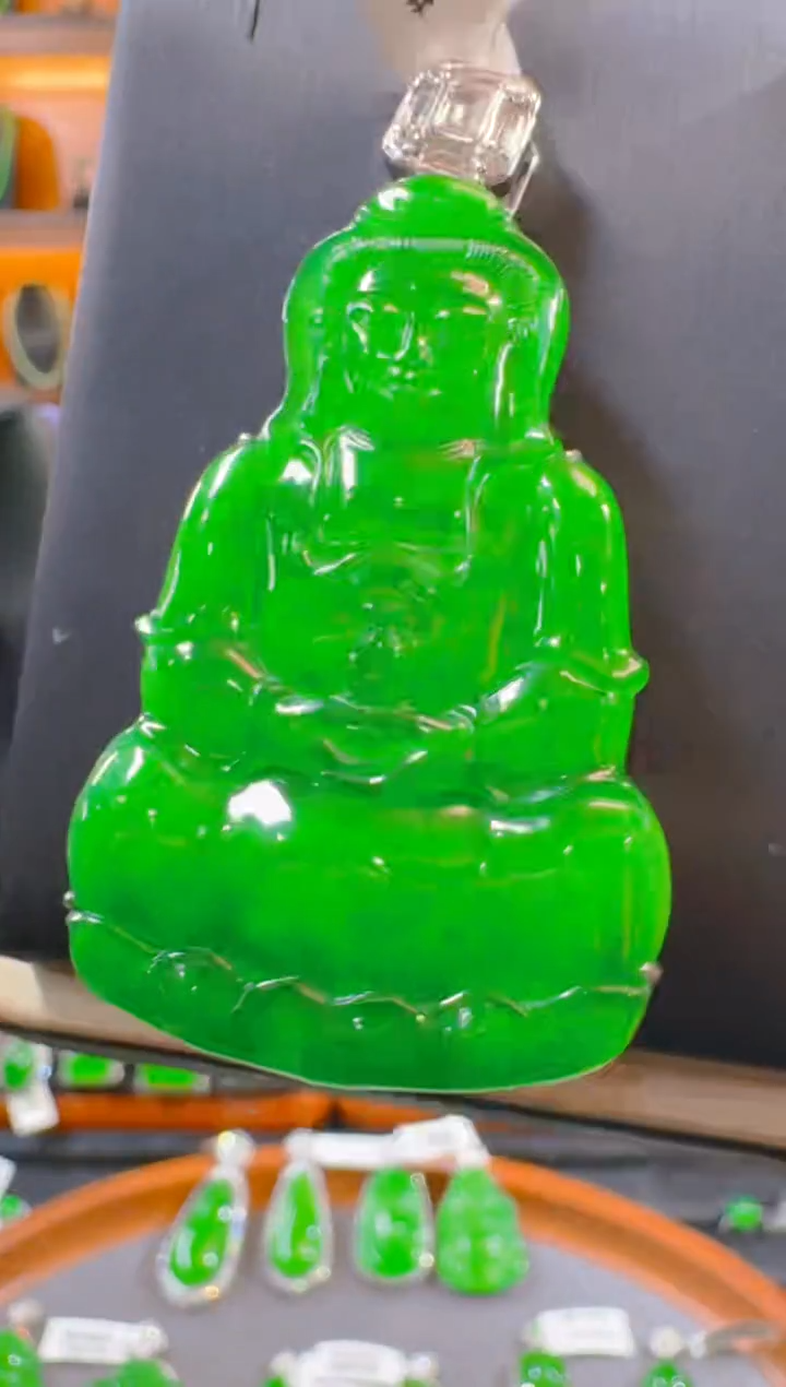 吊坠(赠链)银S925镶嵌翡翠天然A货翡翠