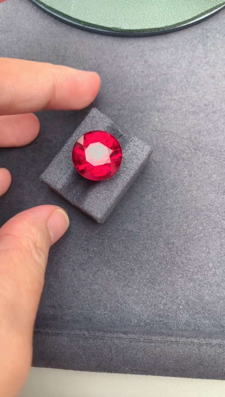 裸石未镶嵌碧玺19ct卢比莱  BE