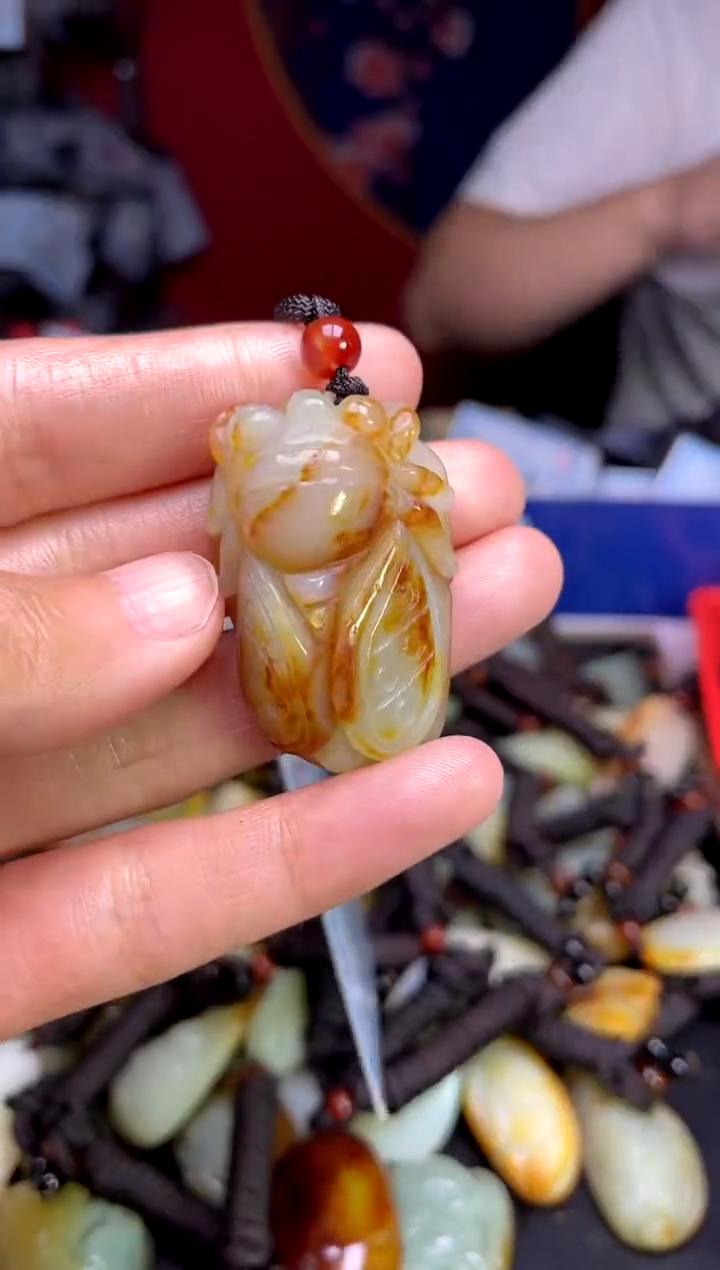 和田玉未镶嵌颈饰1