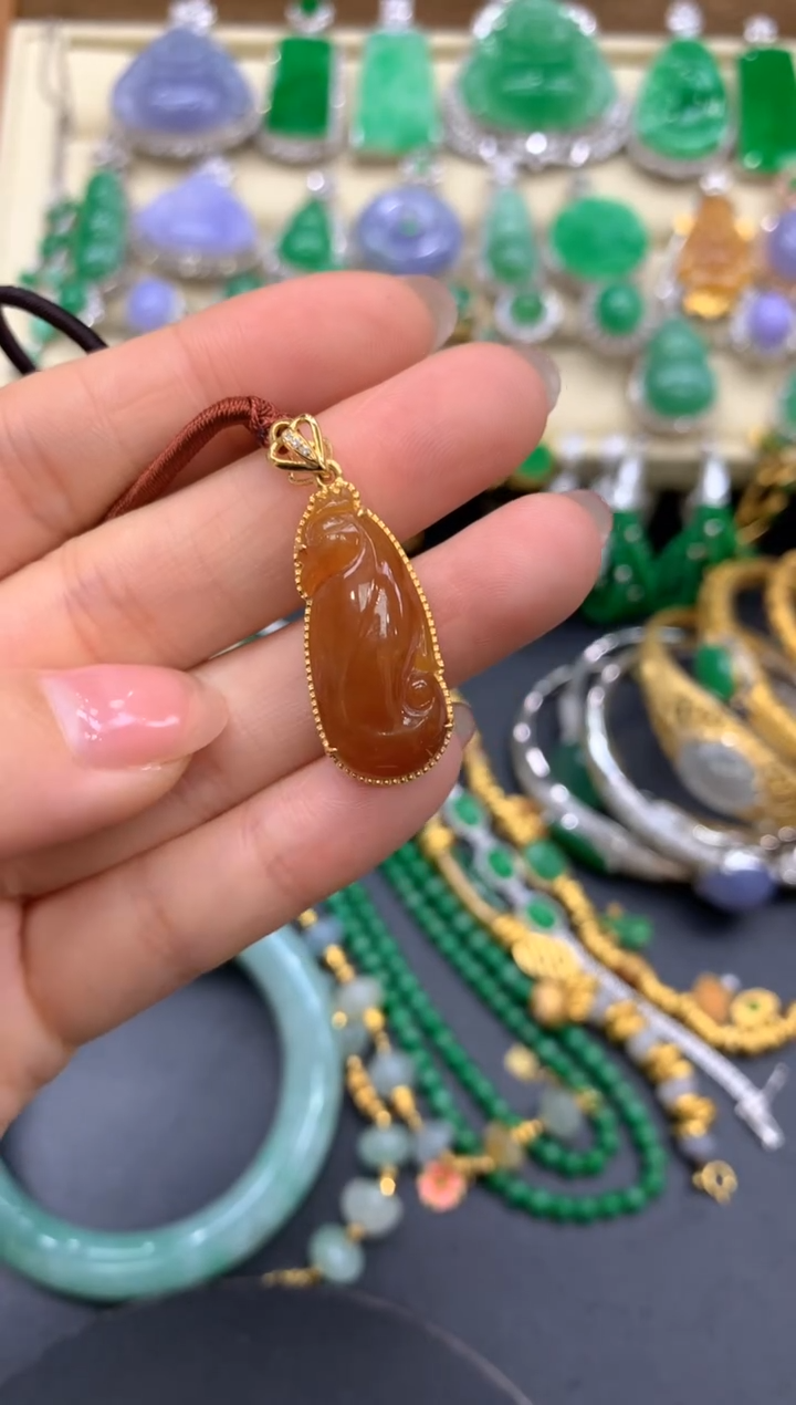 【闪购商品】翡翠颈饰18K金镶嵌137-中国好珍宝