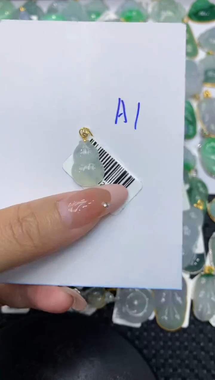 【闪购商品】翡翠颈饰18K金镶嵌111111111