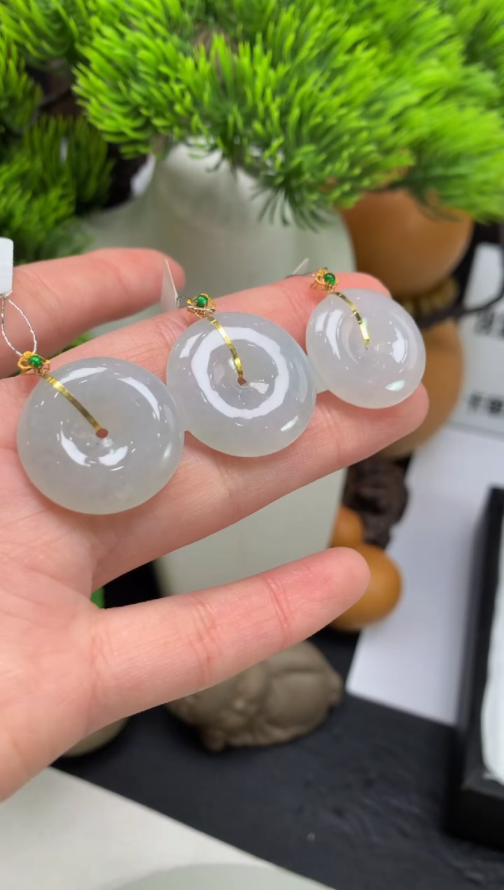 颈饰未镶嵌翡翠---124921多样性发其一