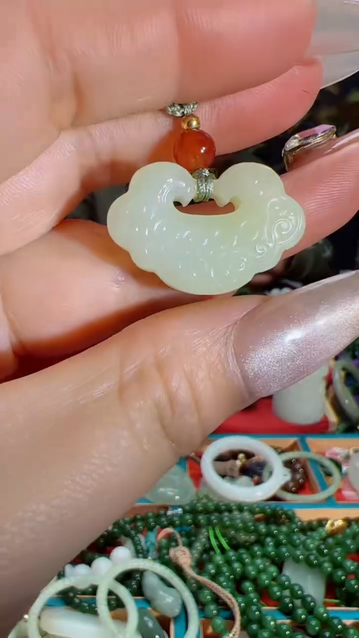 【闪购商品】和田玉吊坠未镶嵌1