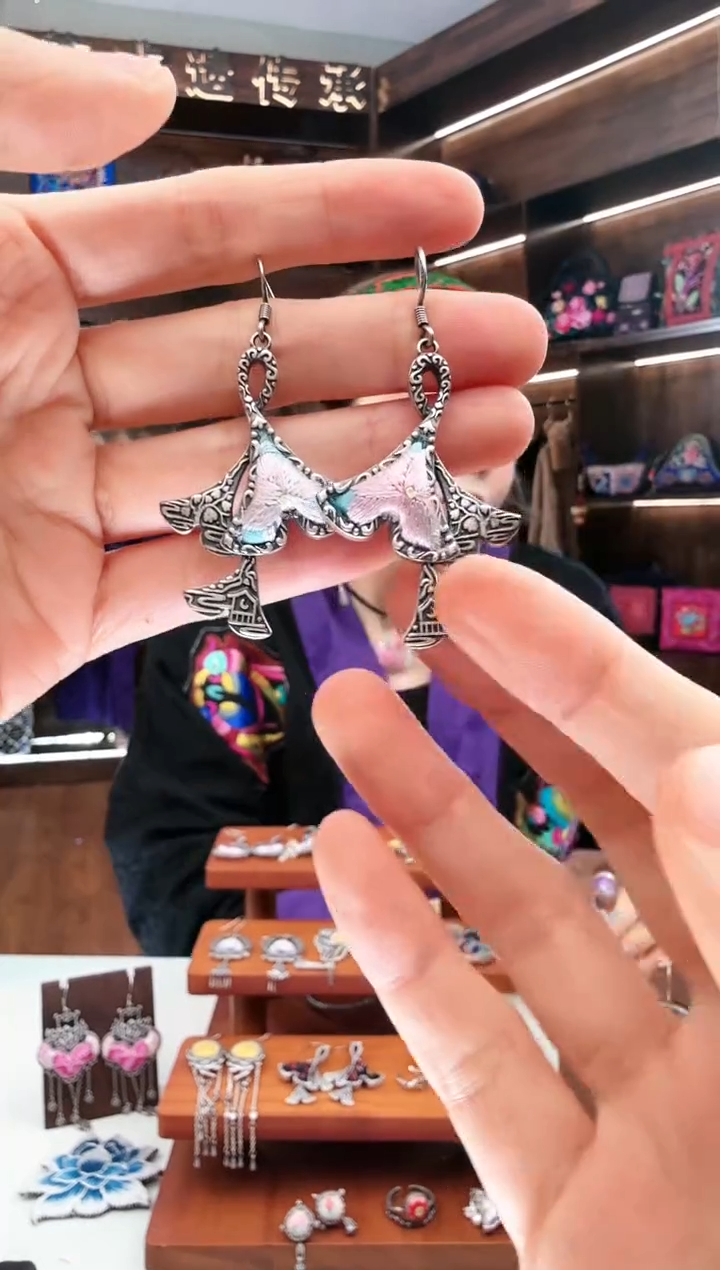 【闪购商品】织绣181蚩梦苗族古绣