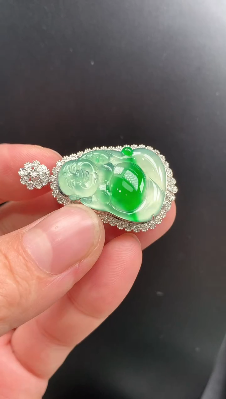 【闪购商品】翡翠颈饰18K金镶嵌布袋佛