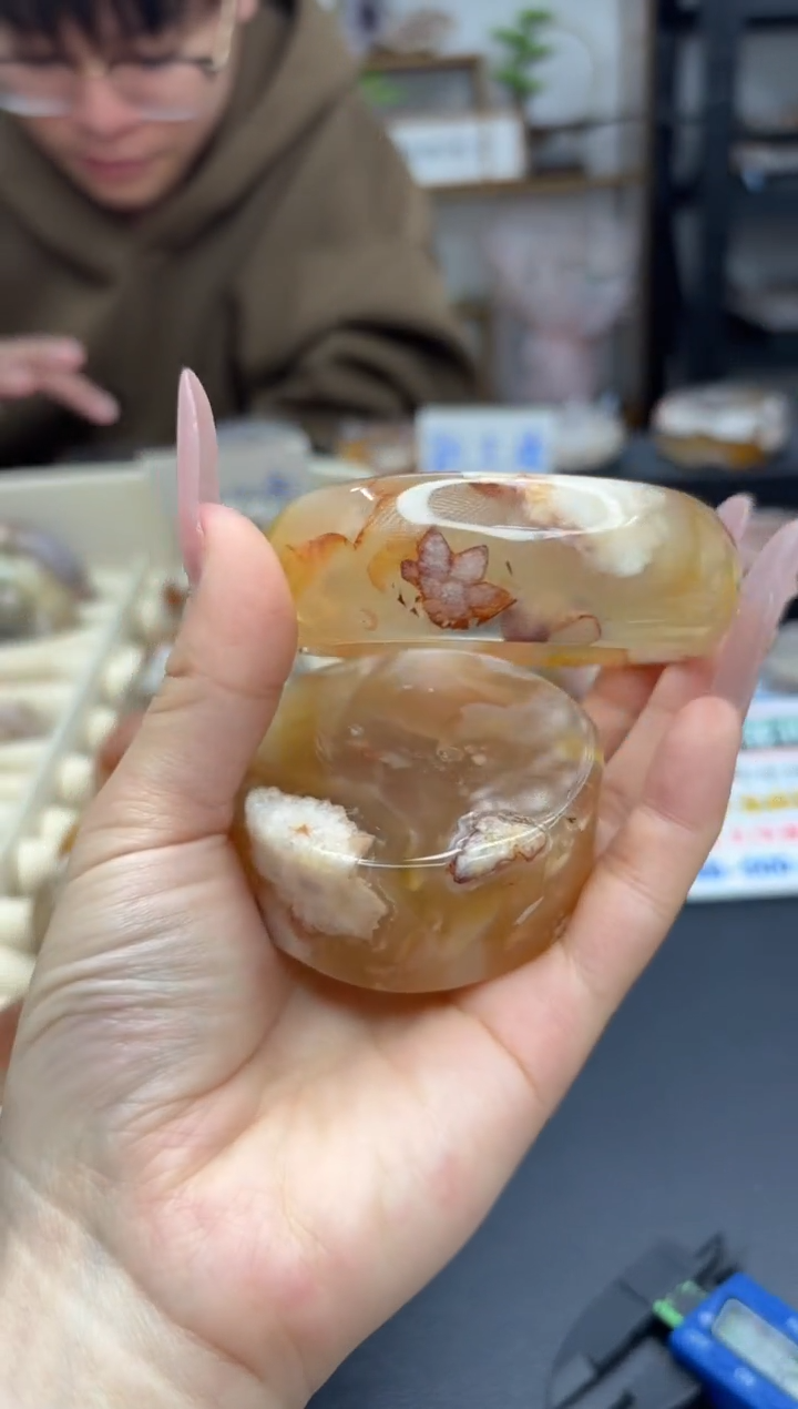 【闪购商品】石英质玉手镯未镶嵌A 167(60圈赠送镯心)