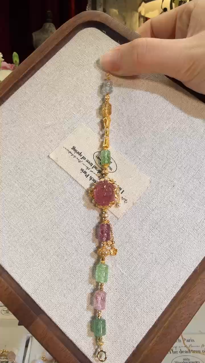 【闪购商品】碧玺手链18K金镶嵌大颗粒全净回纹花花