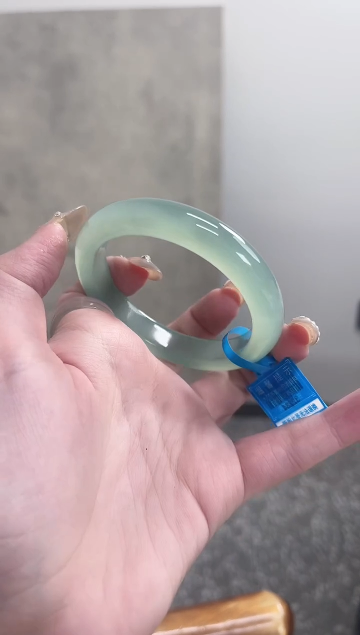 【闪购商品】玛瑙/玉髓手镯未镶嵌55圈