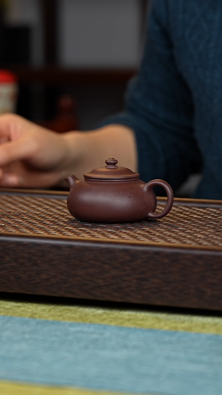 【闪购商品】紫砂茶壶100毫升寒江