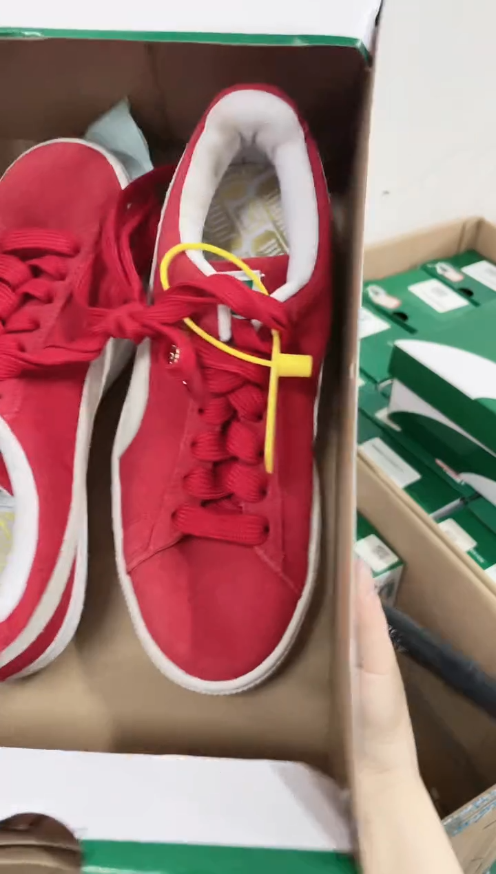 彪马时尚运动休闲鞋36M   B49