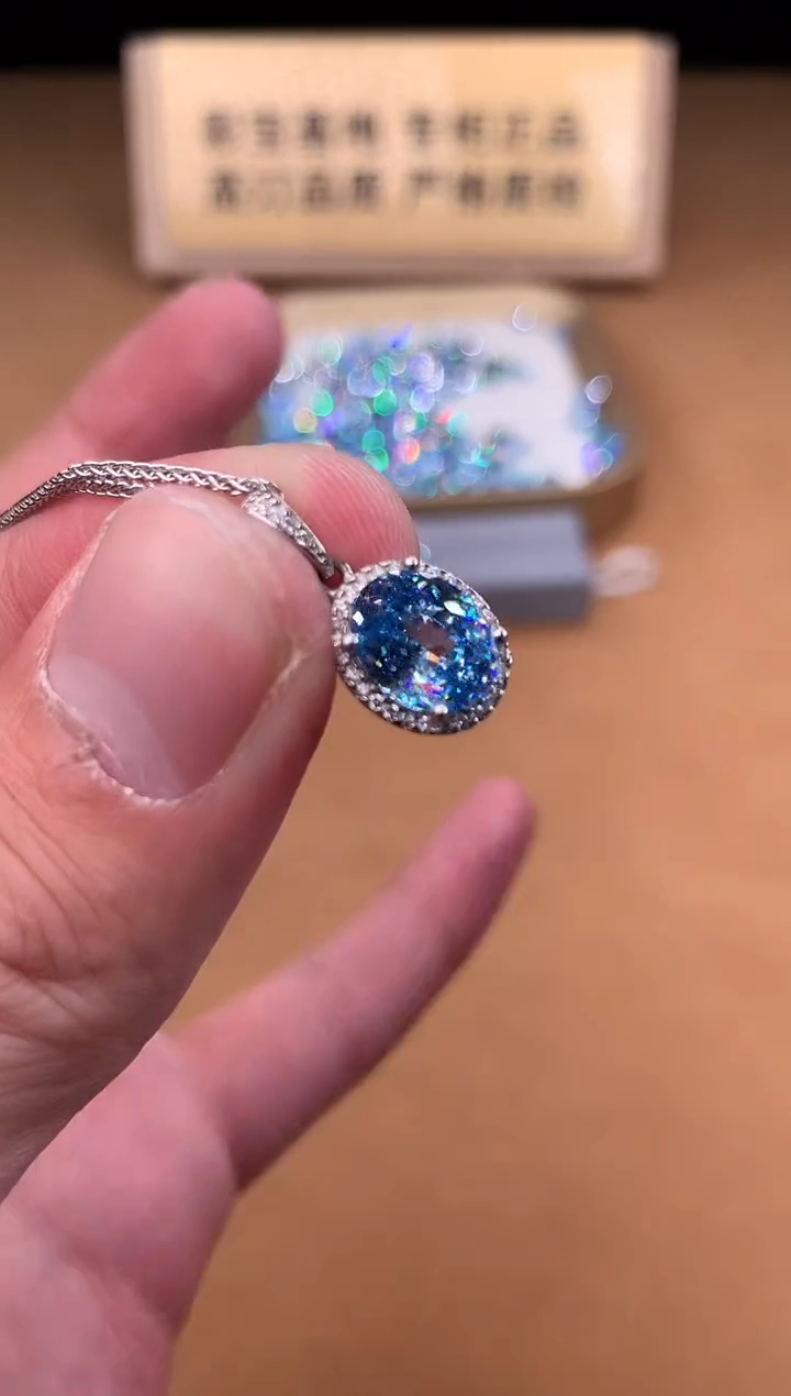 银S925镶嵌颈饰海蓝宝石2222