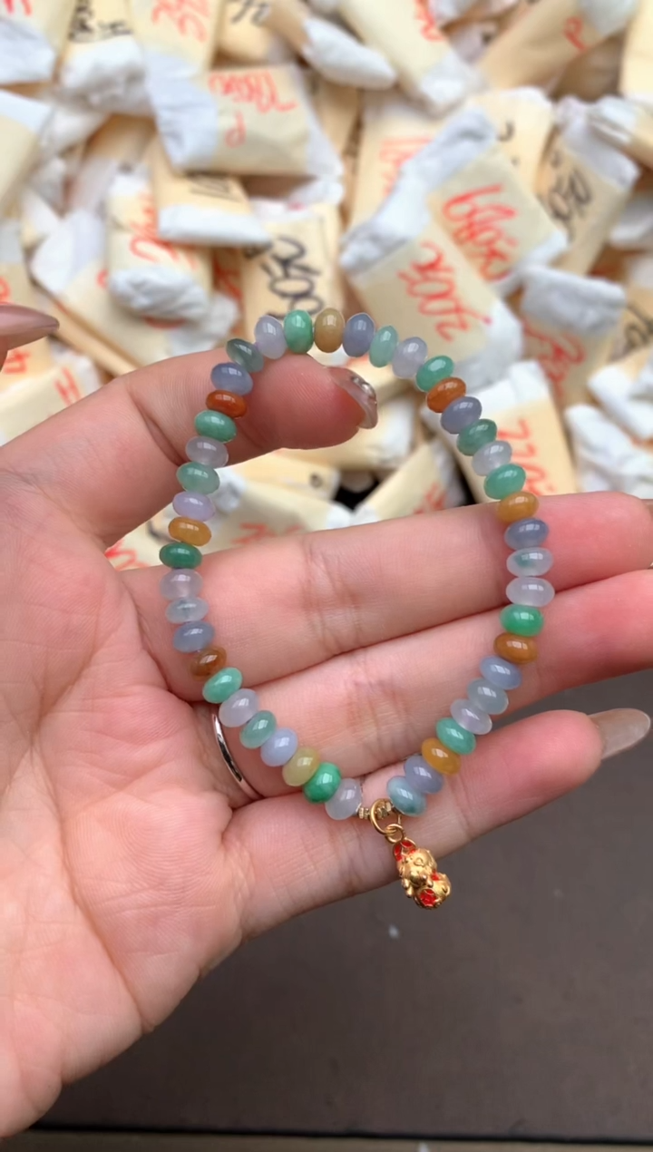 【闪购商品】未镶嵌翡翠手串 —